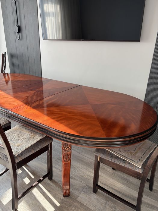 Продам стол со стулями