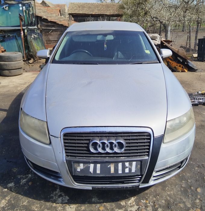 Far/faruri stanga/dreapta Audi A6 C6 an 2005-2010