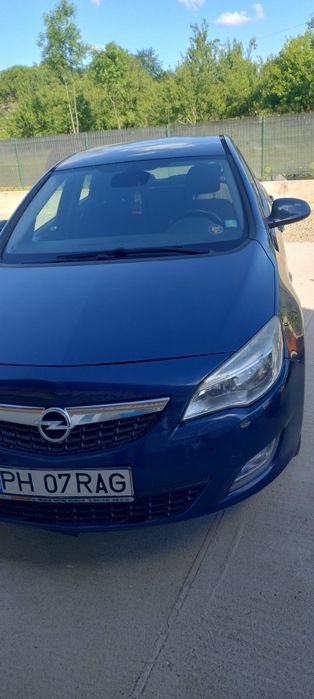 Opel Astra J 1.3  defect