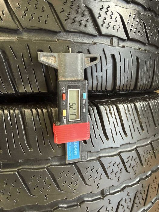 2x Anvelope iarna 225/65 R16C - Continental Van Contact Winter