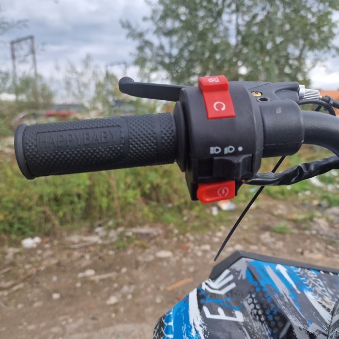 ATV pentru copii de 49cc in 2 timpi Renegade pornire la buton Nou adus din Germania