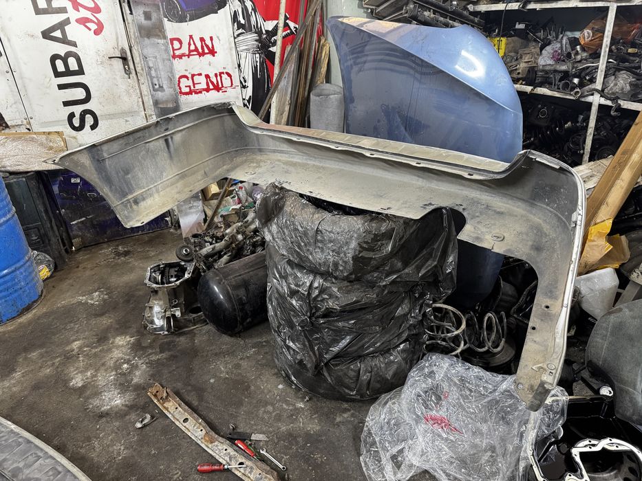 Бампер субару аутбэк б4 американец