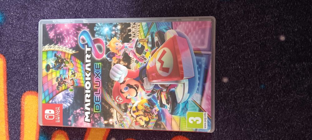 Joc nintendo mario cart 8 delux