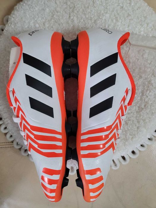 Нови калеври ADIDAS