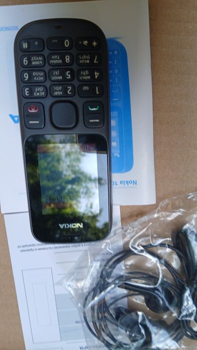 Продавам GSM Nokia 100 като нова 25 евро