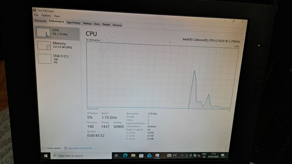 Kit computer ( unitate + monitor )