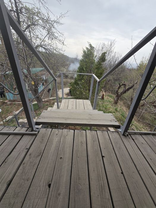 Медеуский район: участок с домом, рядом с объездной, удобный подъезд