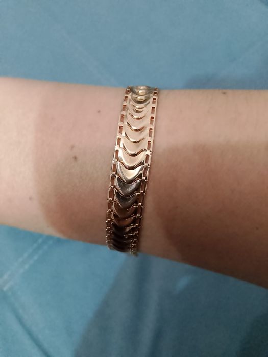 Продам золотой браслет