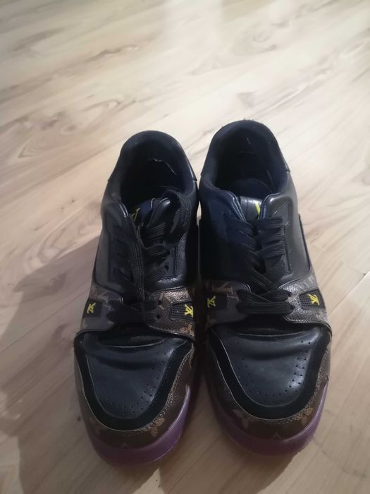 Adidasi luis vitton 42