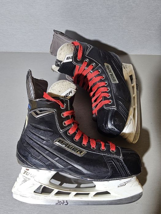 Patine 2073 hochei hockey  Bauer nexus 6000  marime   43 ( 27,5   cm lungime interioara).