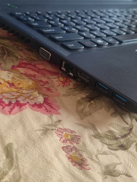 Ноутбук Lenovo B50-70