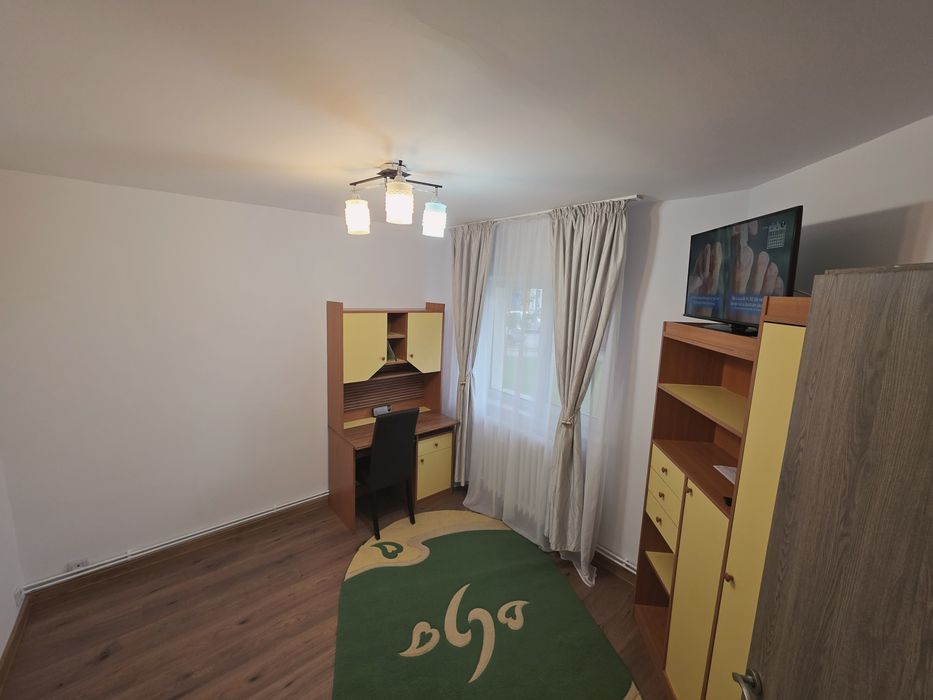 Proprietar, vând apartament 2 camere Canta-Păcurari