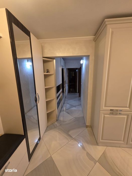 Apartament cu 3 camere decomandate, Obcini
