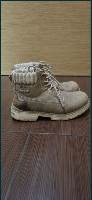 Обувки якета ЧИСТО НОВИ
