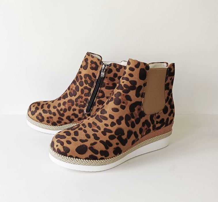Дамски боти с леопардов принт до глезена, леопардови боти