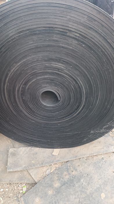 Kanverniy lenta har hil razmerda bor