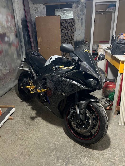 yamaha r 1 Yamaha OLX.uz