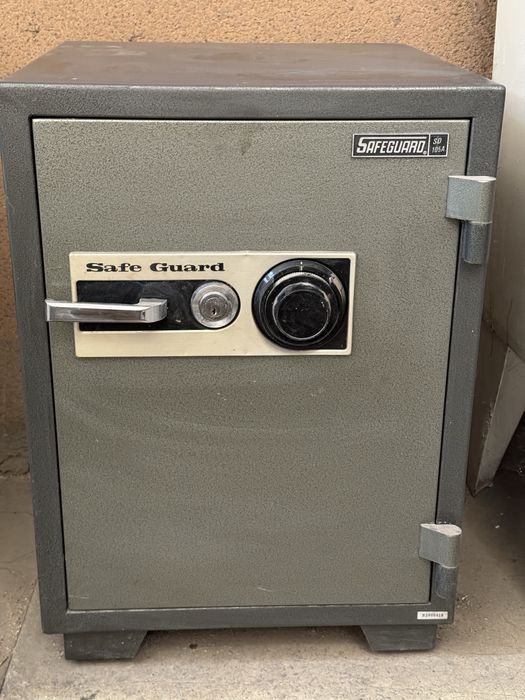 Сейф safe deposit vault қауіпсіз