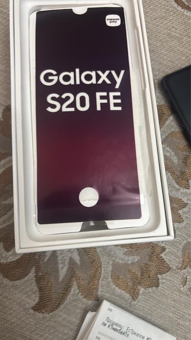 Продаю смартфон Samsung S20 FE 128 ГБ