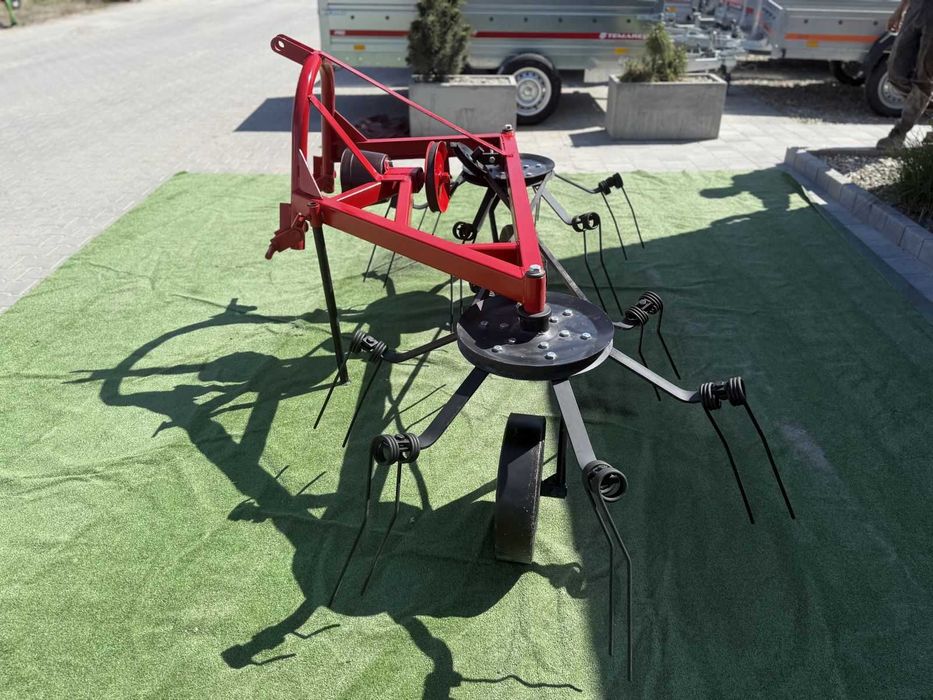 Greblă de adunat fân cu 2 rotoare - Piese de schimb