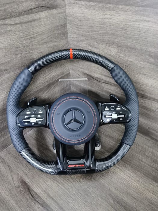 НОВИ И НАЛИЧНИ ! Карбонови AMG воланиза Mercedes