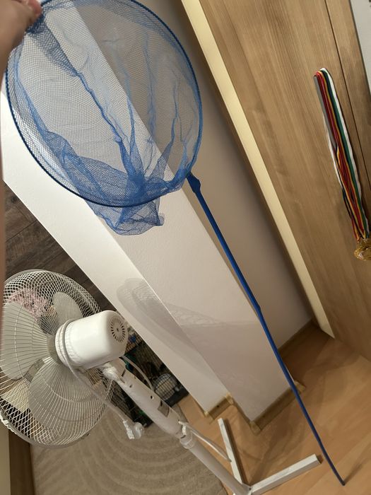 Vand plasa pentru prins pesti