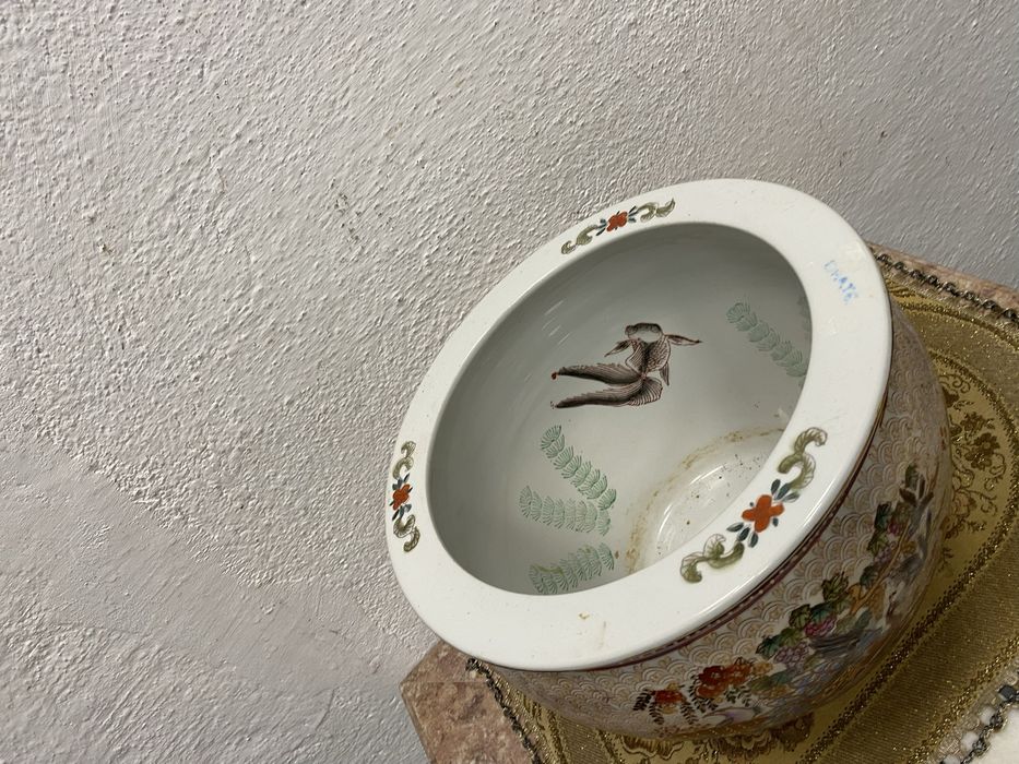 Голяма китайска кашпа от порцелан