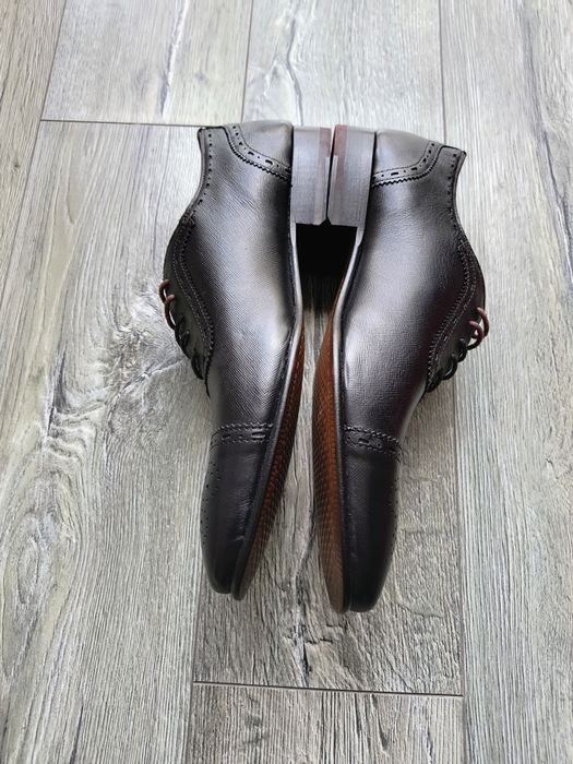 Pantofi bărbătești culoare negru m arimea 42