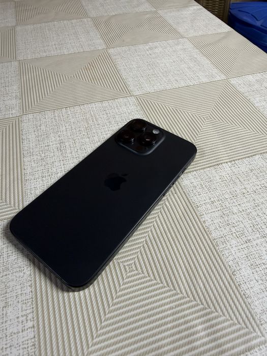iPhone 15 Pro Max 256GB (nu 17,18,15)