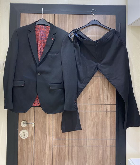 Спортно Елегантен мъжки костюм М р