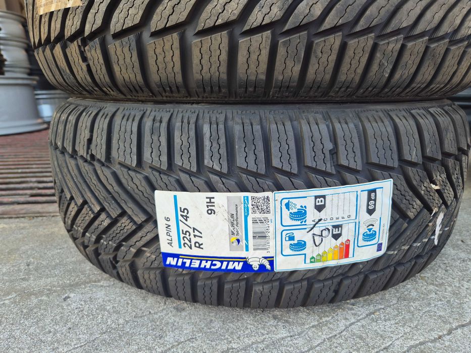 4 Anvelope de IARNA - 225/45/17 - Michelin ALPIN 6 - NOU - DOT 2020 !