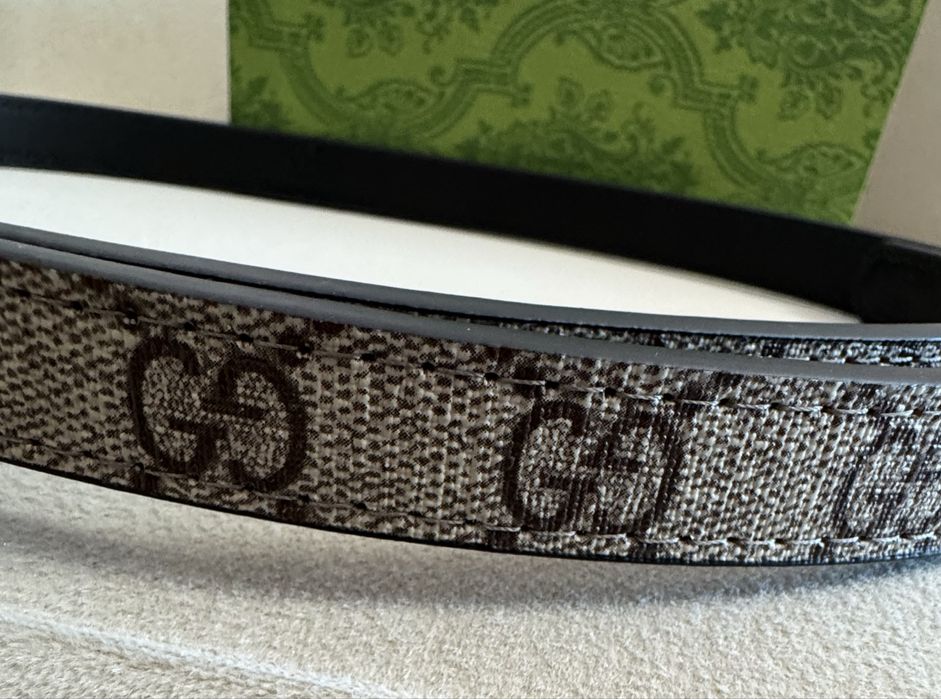 Gucci-Автентичен чисто нов дамски двулицев колан 105 см