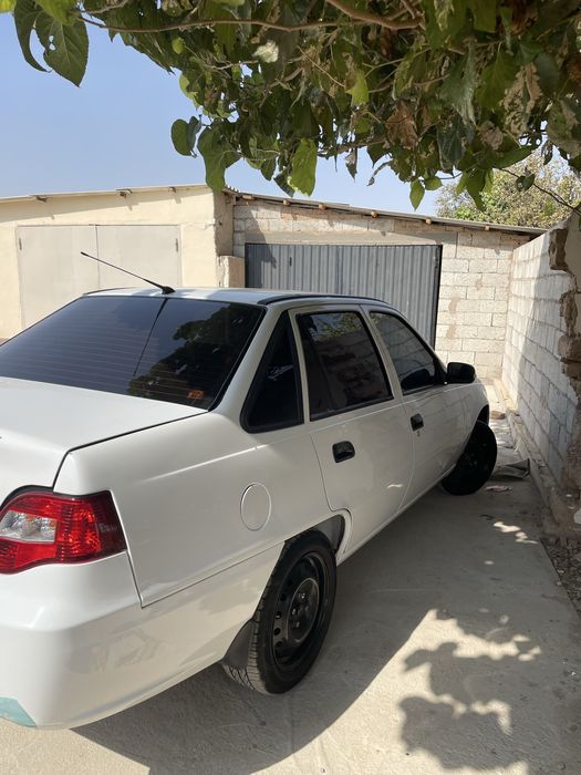 Nexia 2 1,6 холати яхши краскаси бор