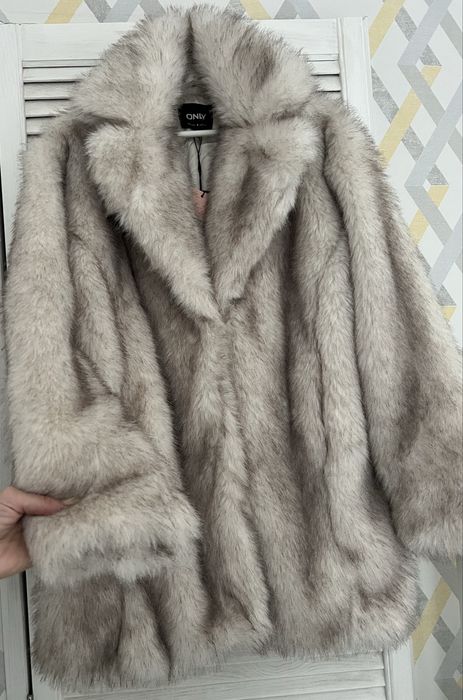 Jachetă de iarna din blană arficială