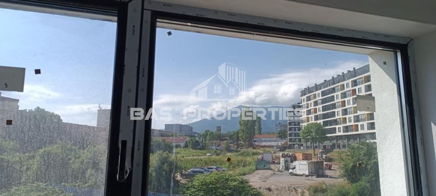 3-стаен в София-Овча Купел площ 108