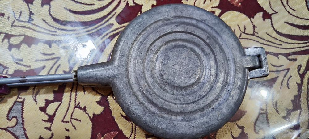 Продаётся орешница советская.