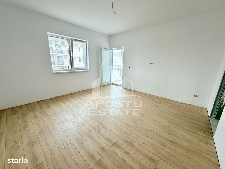 Apartament cu 2 camere, etaj 2, decomandat, zona Planetelor — fotografia 3