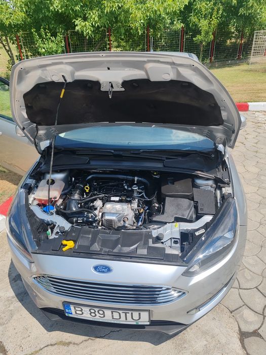 Ford focus 2017 benzina