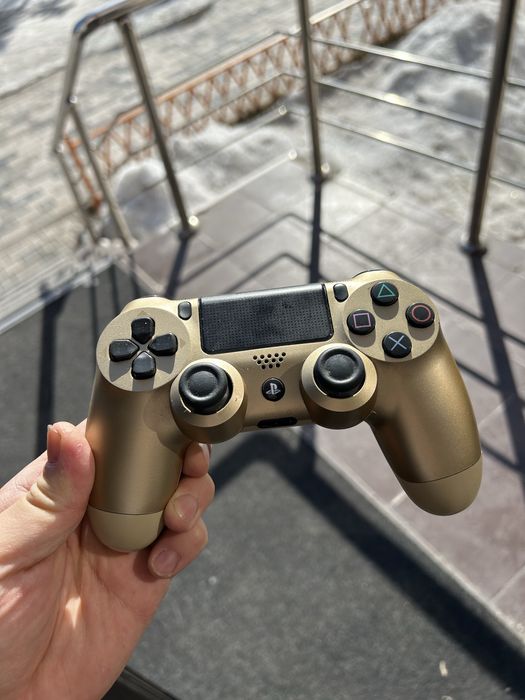 PS4 Fat 500 GB RDR 2 с дисками