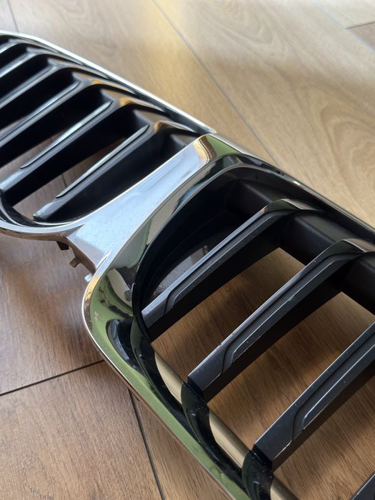 Grila BMW g20/g21