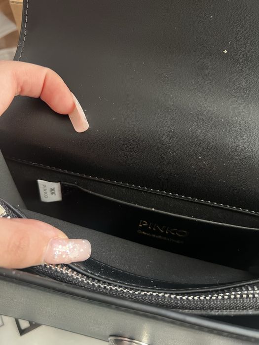 Черна чанта Pinko