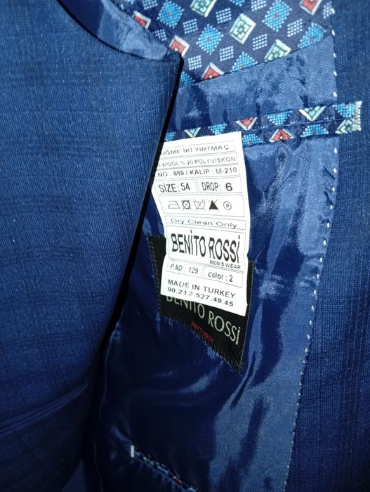 Костюм тройка новая