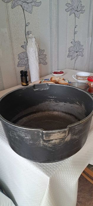 Казан  большой бу продам