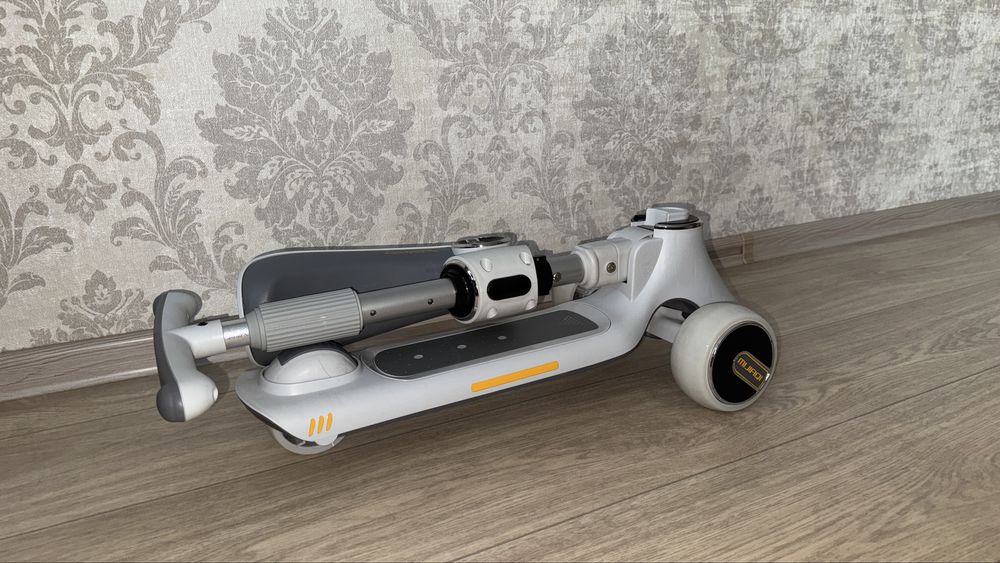 Самокат-беговел