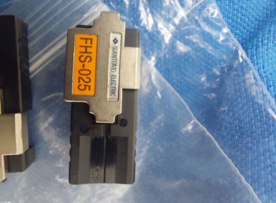 Sumitomo Holder aparat sudat lipit fibra optica 
HOLDER FHS-025
