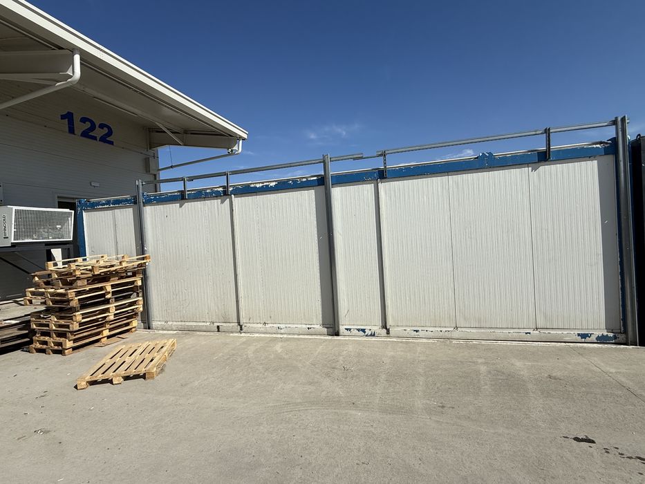 Vând 2 containere – spațiu comercial / birou / magazin