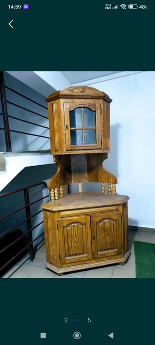 Preț fix Bufet plus măsuță noptieră din stejar trebuie băițuite