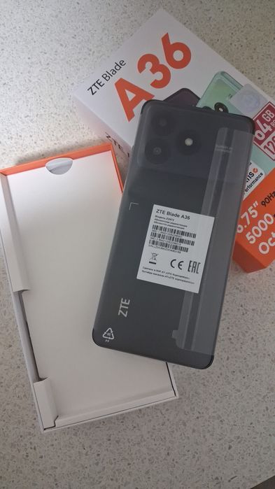 Продам телефон новый