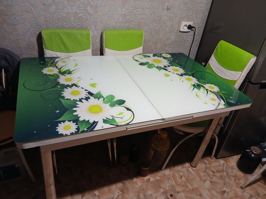 Стол кухонный 130 х 80