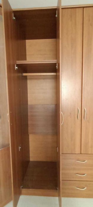 Шкаф угловой сзеркалом